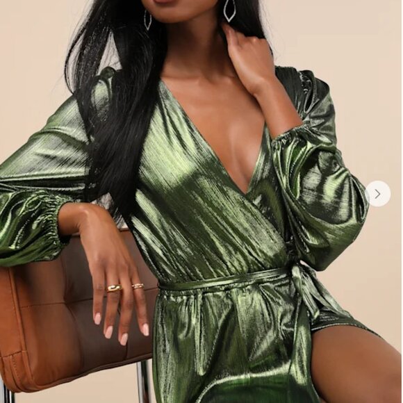 Extra Aesthetic Green Metallic Long Sleeve Surplice Maxi Dress - Size M - nwt - Picture 4 of 5